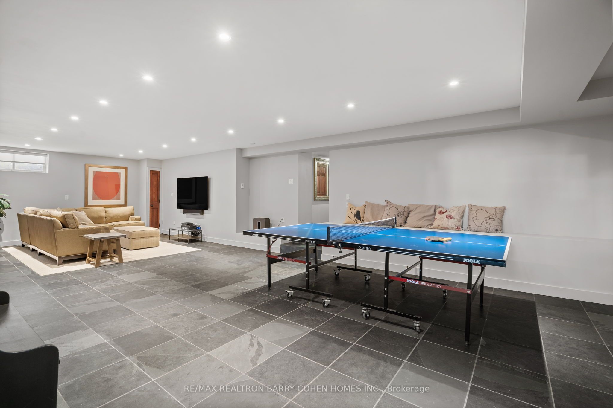 72 Teddington Park Avenue Property Photo 31