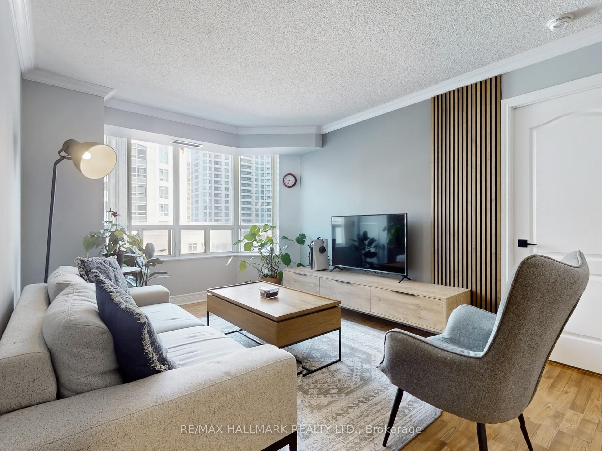 #617 - 5418 Yonge Street Property Photo 5