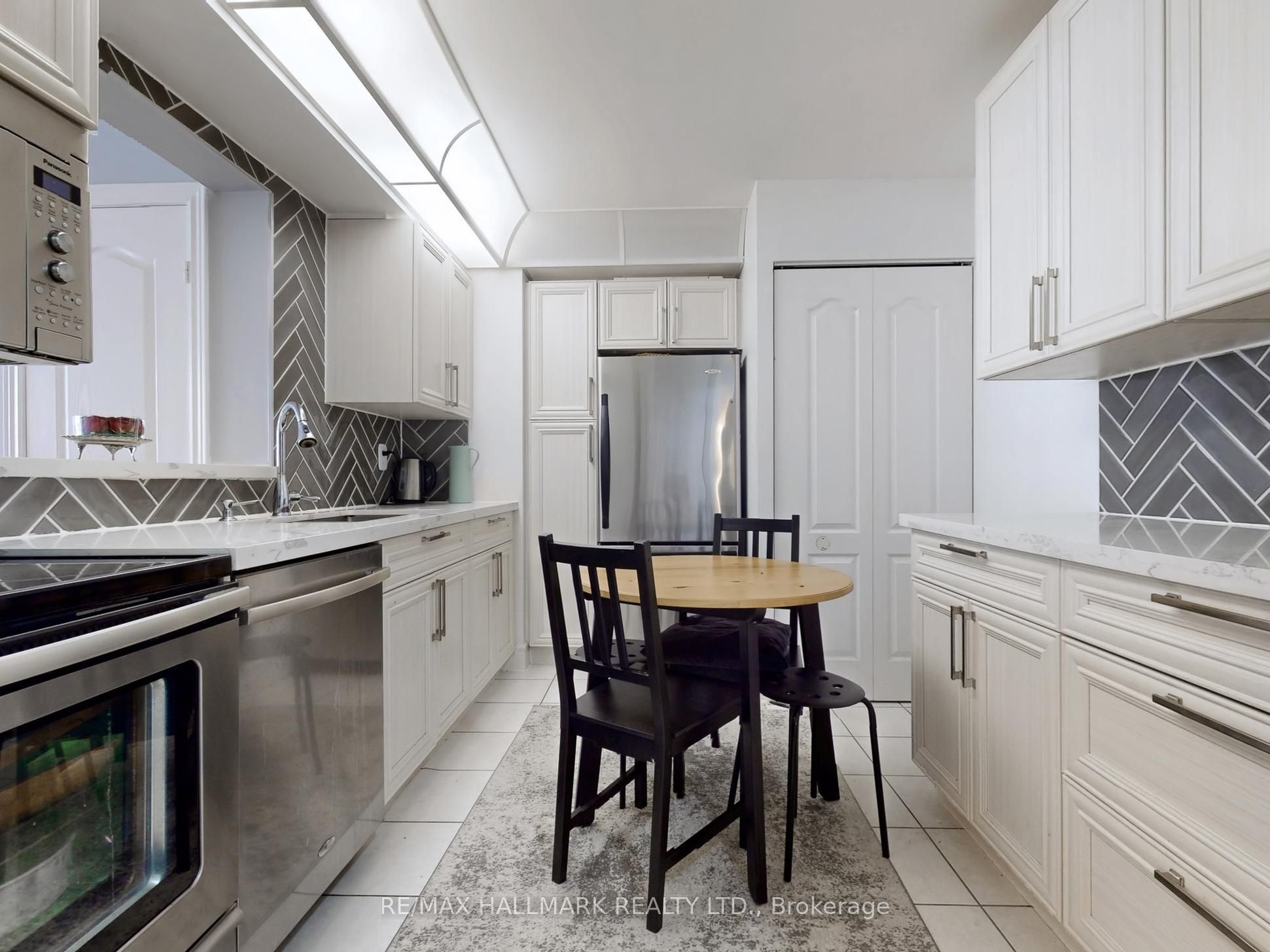 #617 - 5418 Yonge Street Property Photo 14