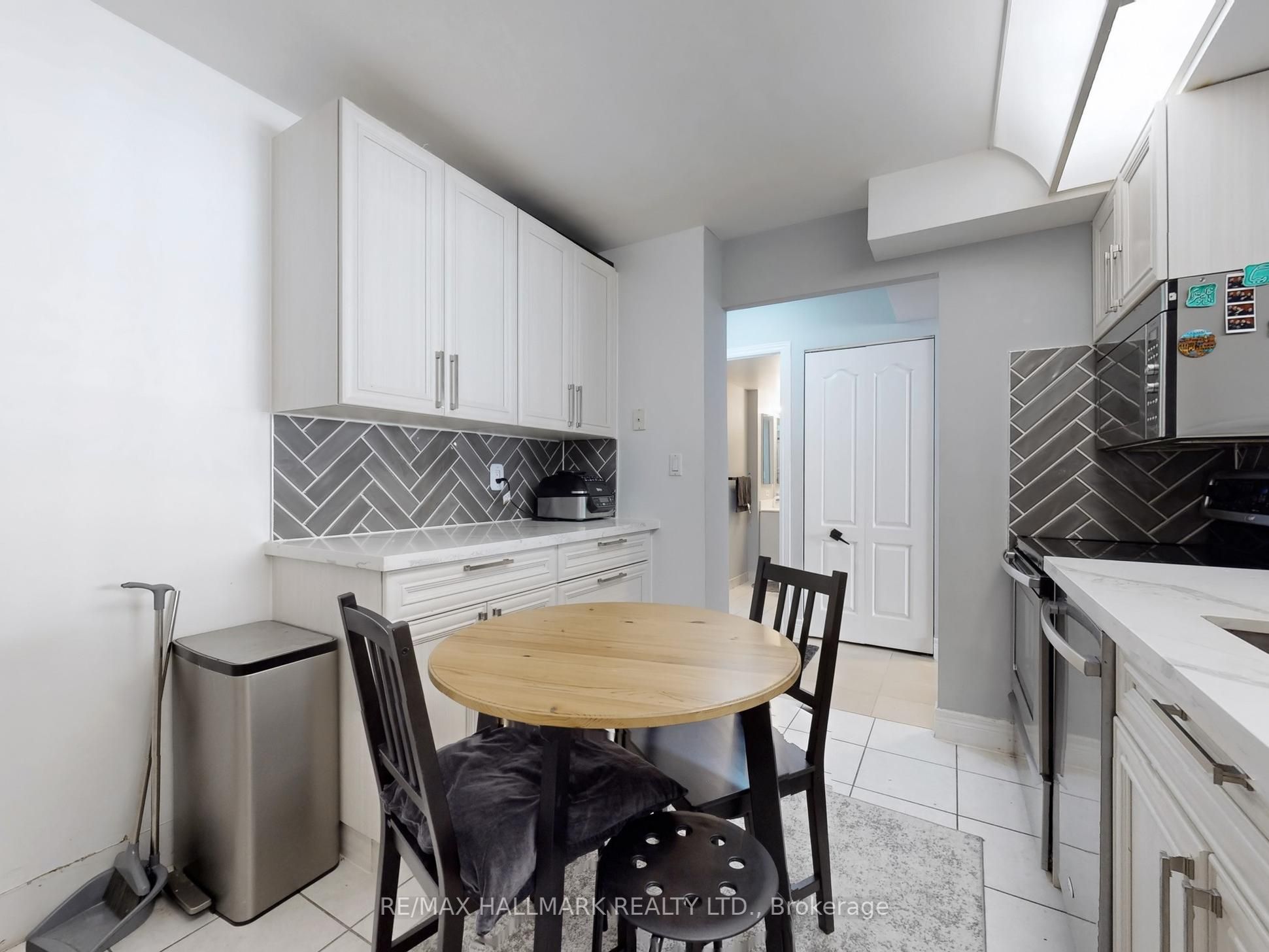 #617 - 5418 Yonge Street Property Photo 16