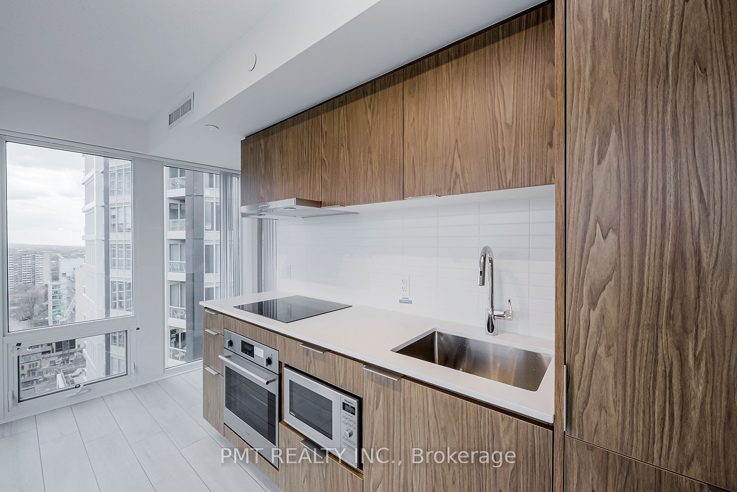 #2311 - 60 Shuter Street Property Photo 5