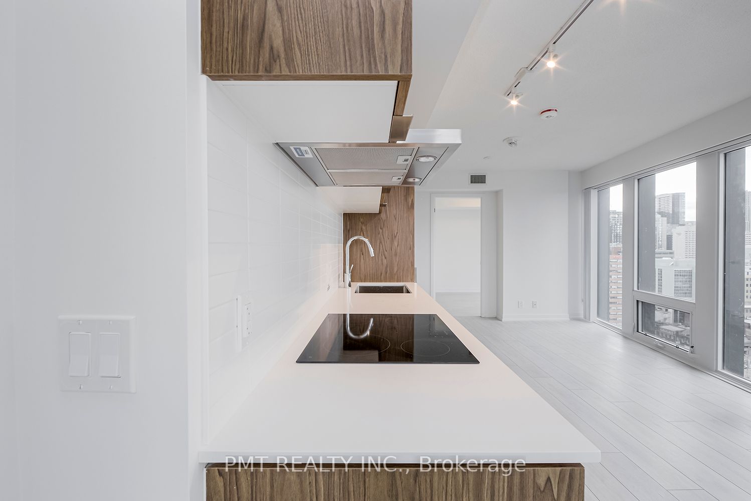#2311 - 60 Shuter Street Property Photo 10