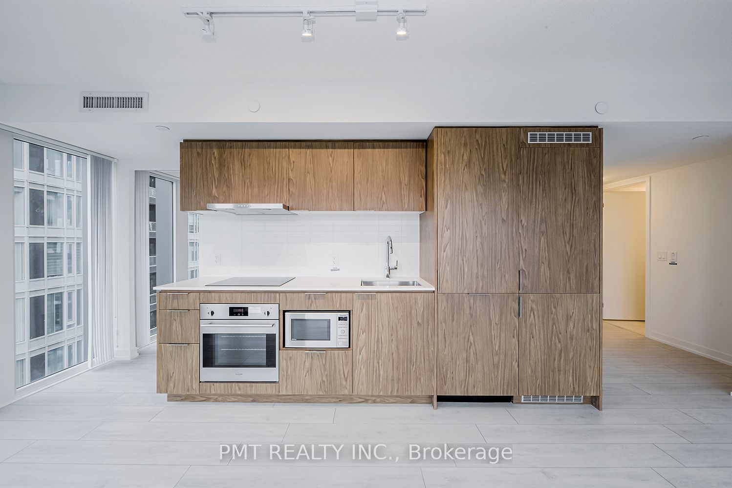 #2311 - 60 Shuter Street Property Photo 11