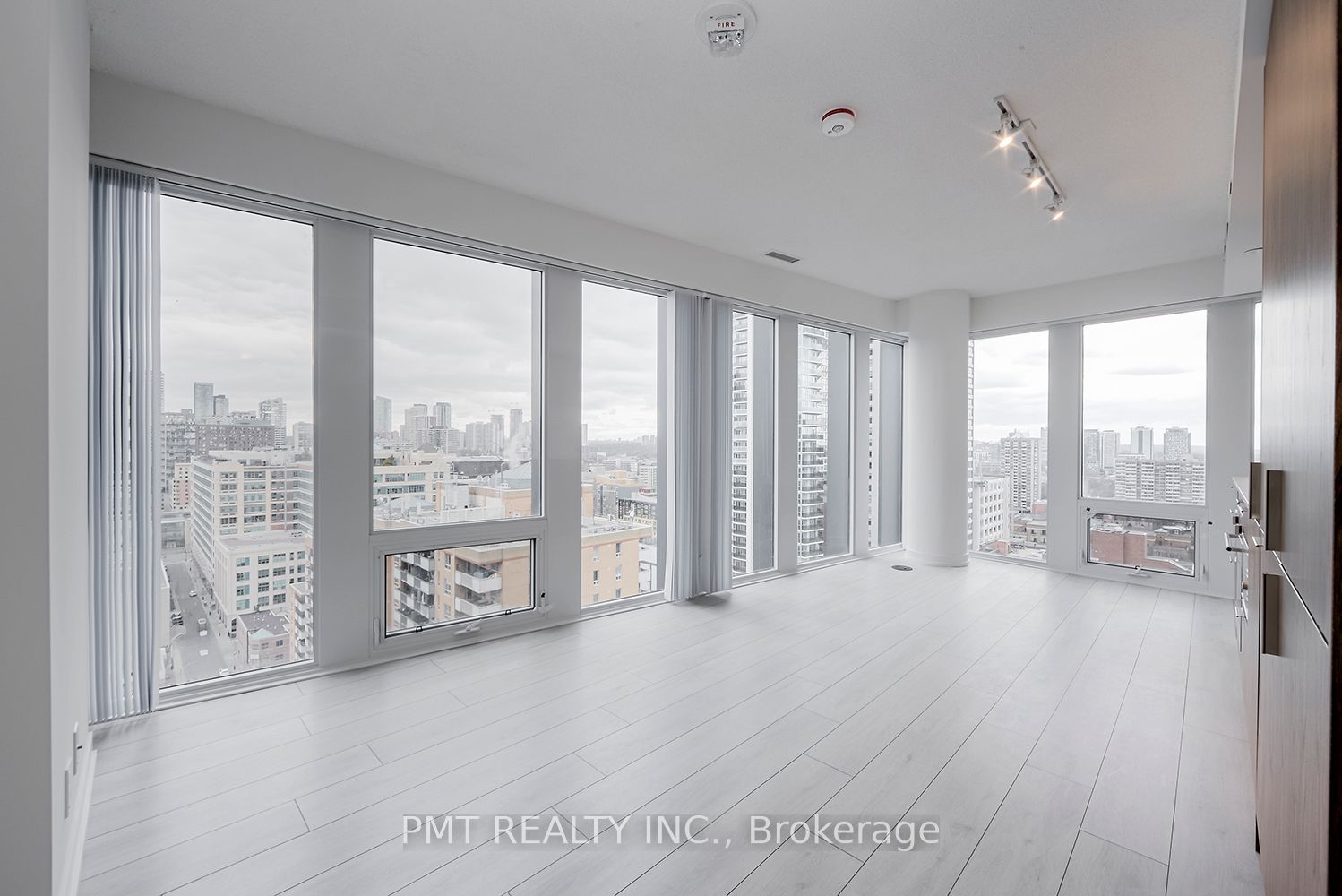#2311 - 60 Shuter Street Property Photo 12