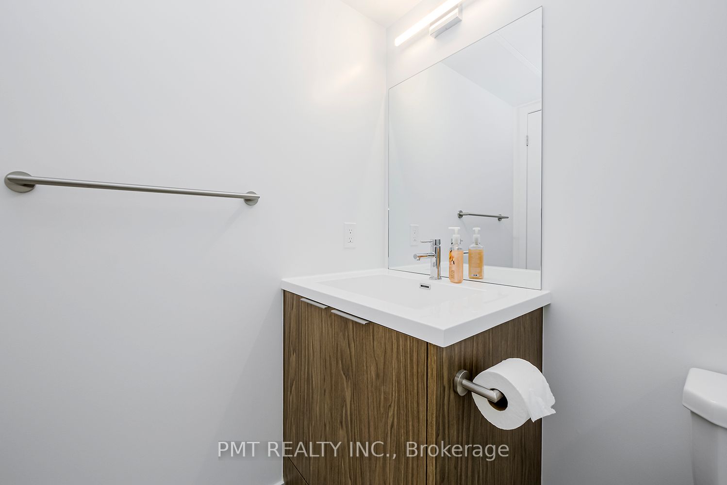 #2311 - 60 Shuter Street Property Photo 25