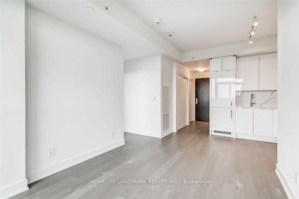 #1901 - 181 Bedford Road Property Photo 20