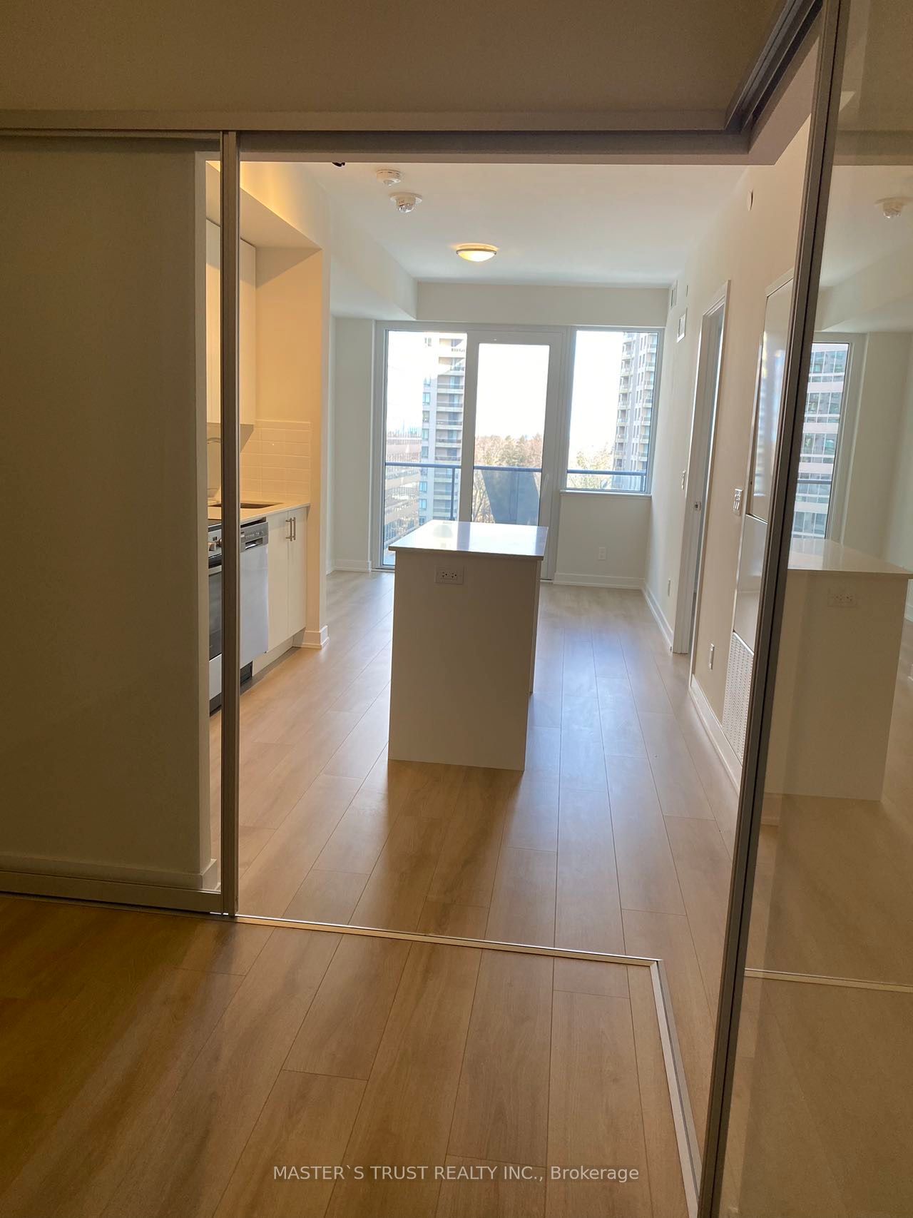 #701 - 15 Ellerslie Avenue Property Photo 2