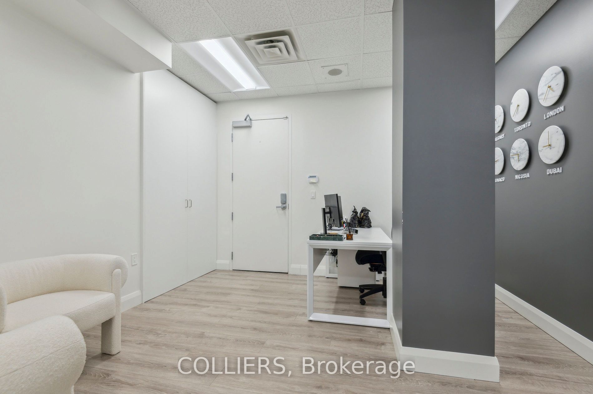 #1103 - 25 Adelaide Street Property Photo 3