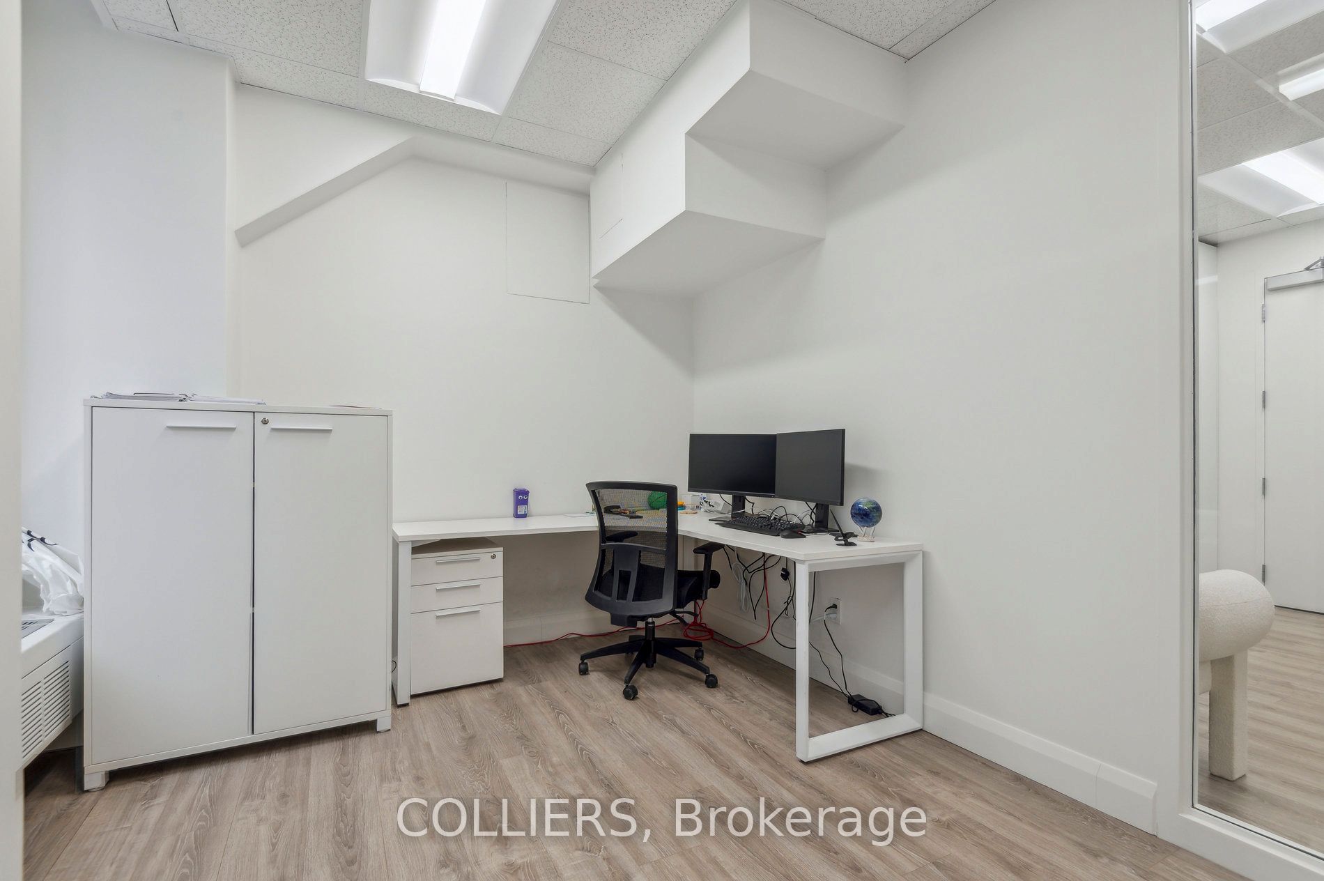 #1103 - 25 Adelaide Street Property Photo 8