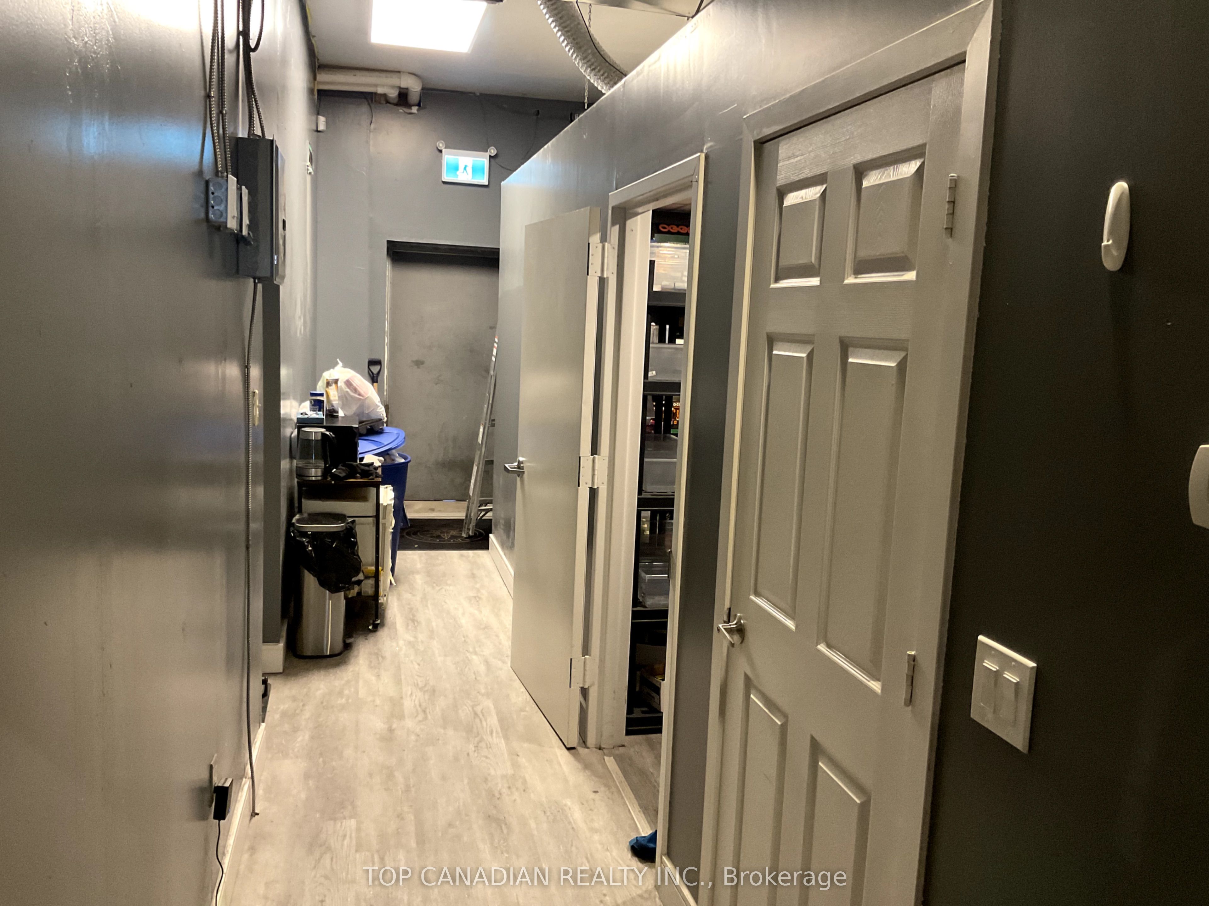 #1 - 114 Sherbourne Street Property Photo 6