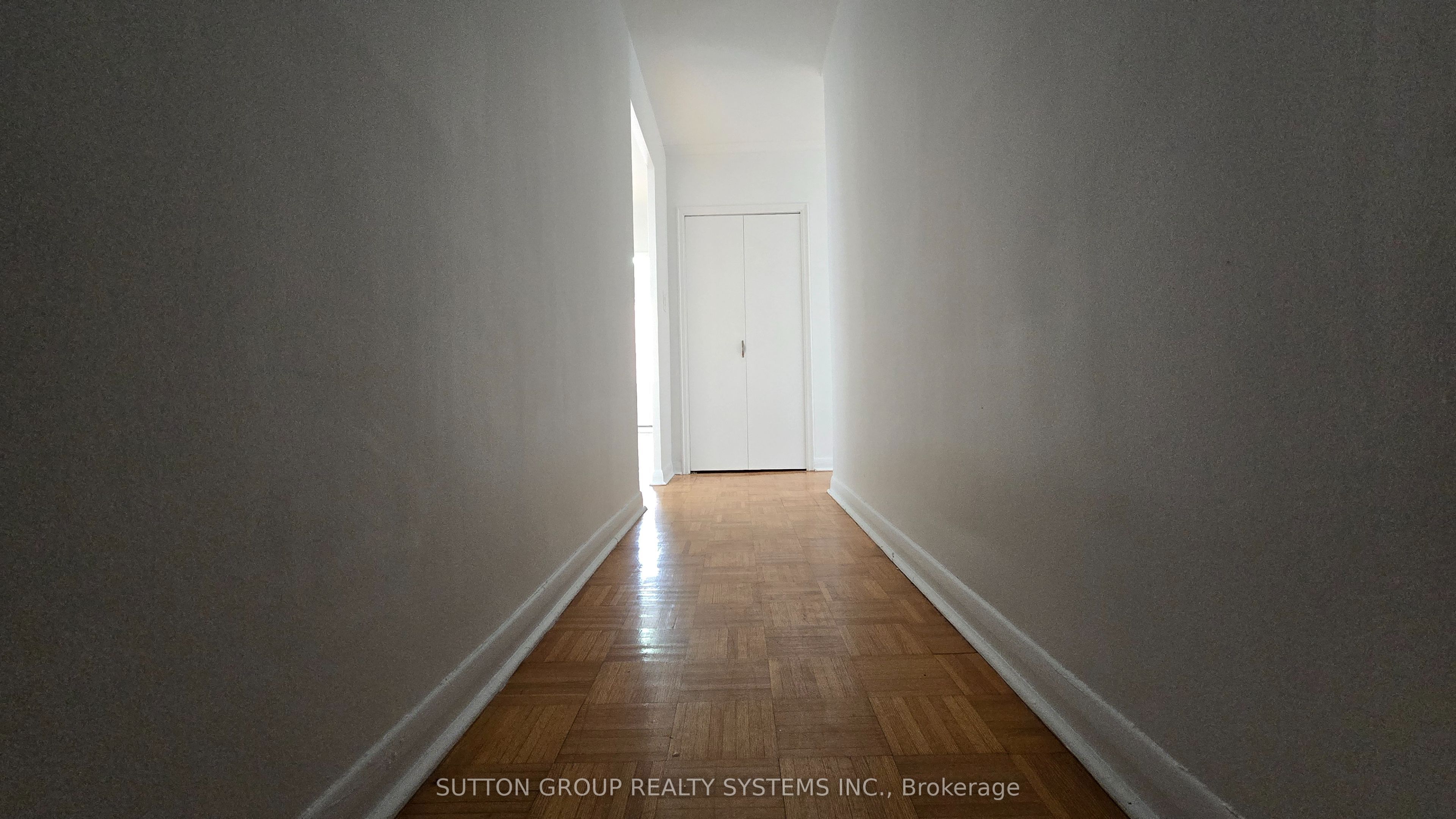 #507 - 365 Eglinton Avenue Property Photo 4
