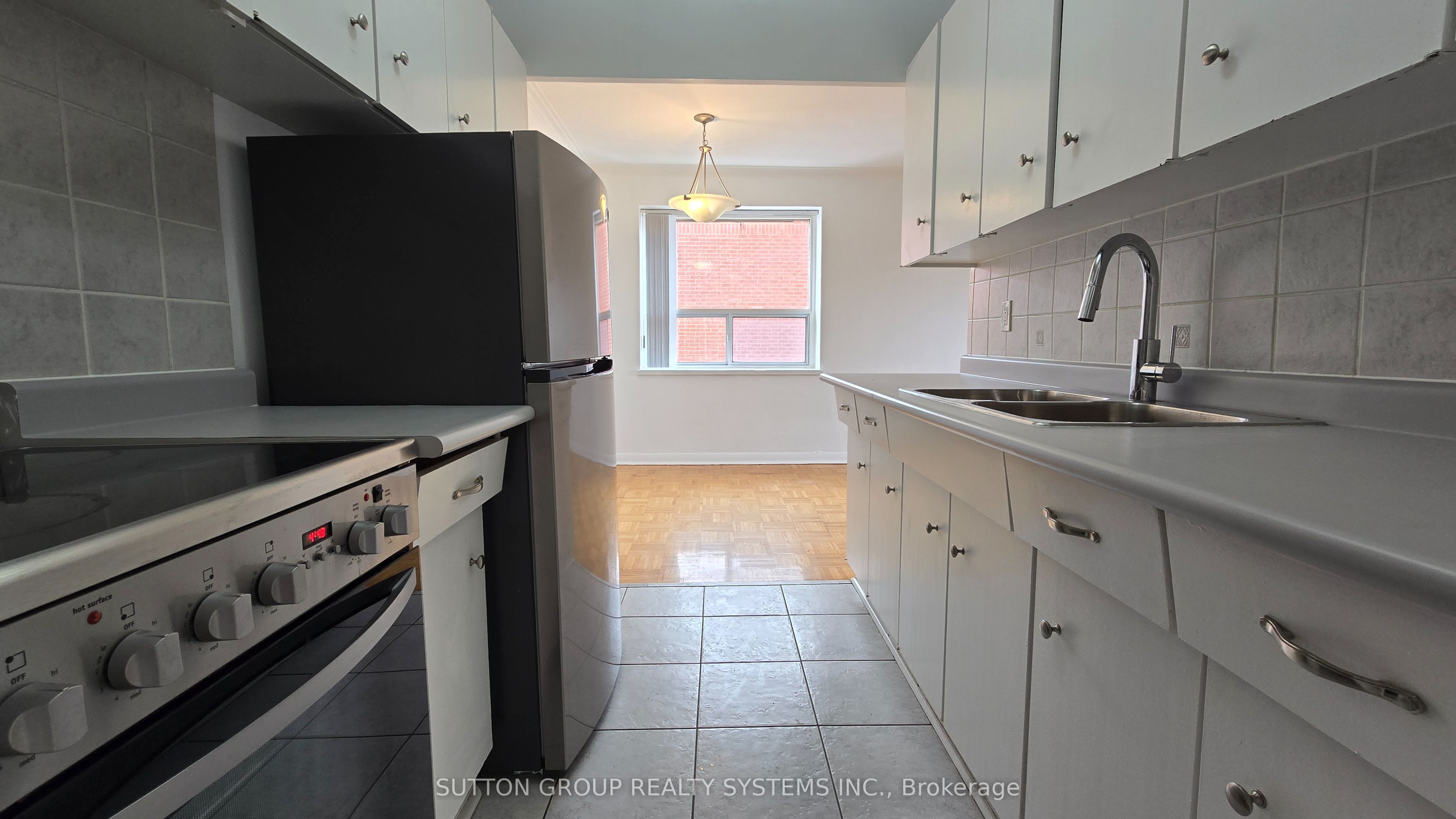 #507 - 365 Eglinton Avenue Property Photo 12