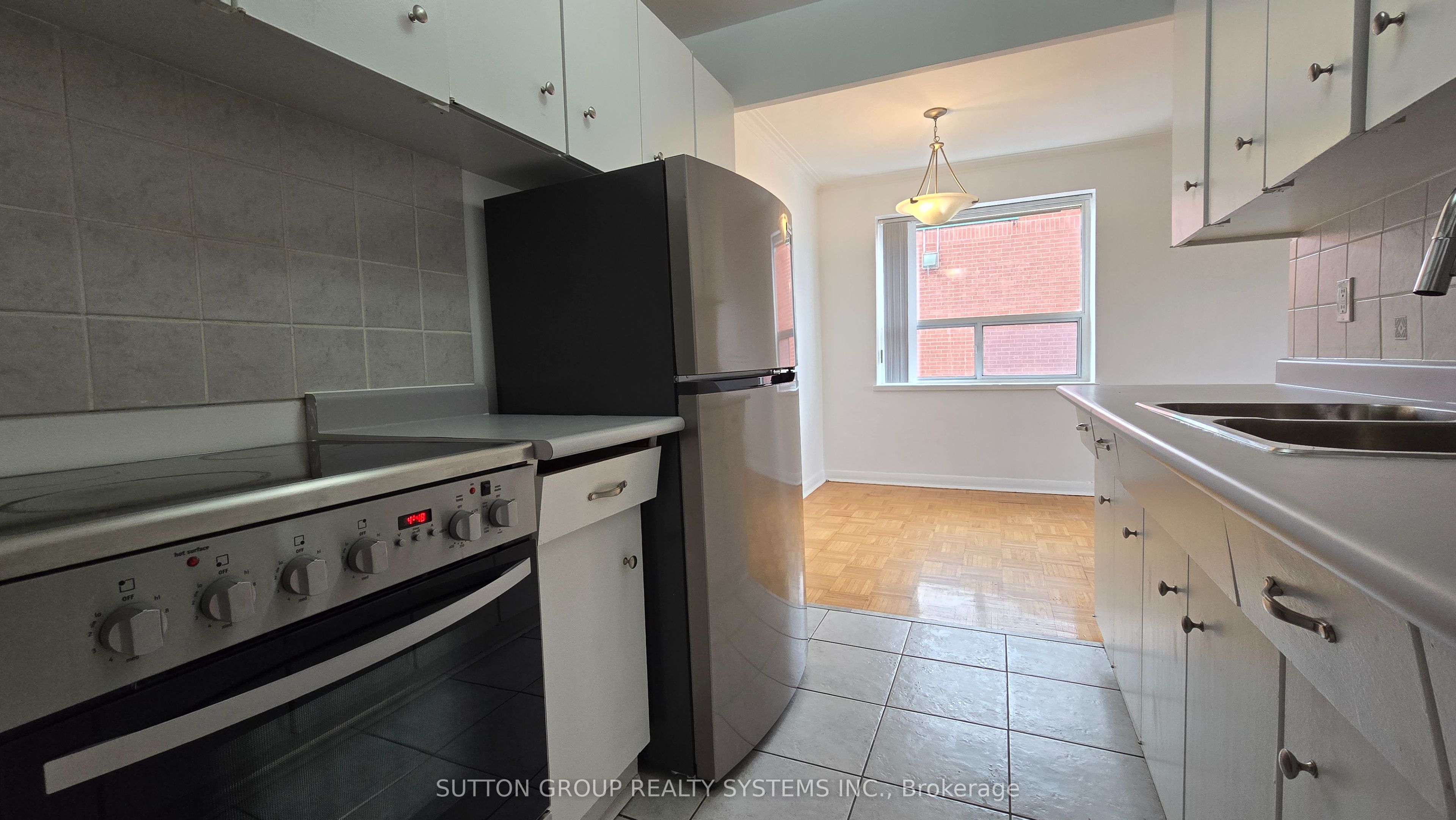 #507 - 365 Eglinton Avenue Property Photo 13