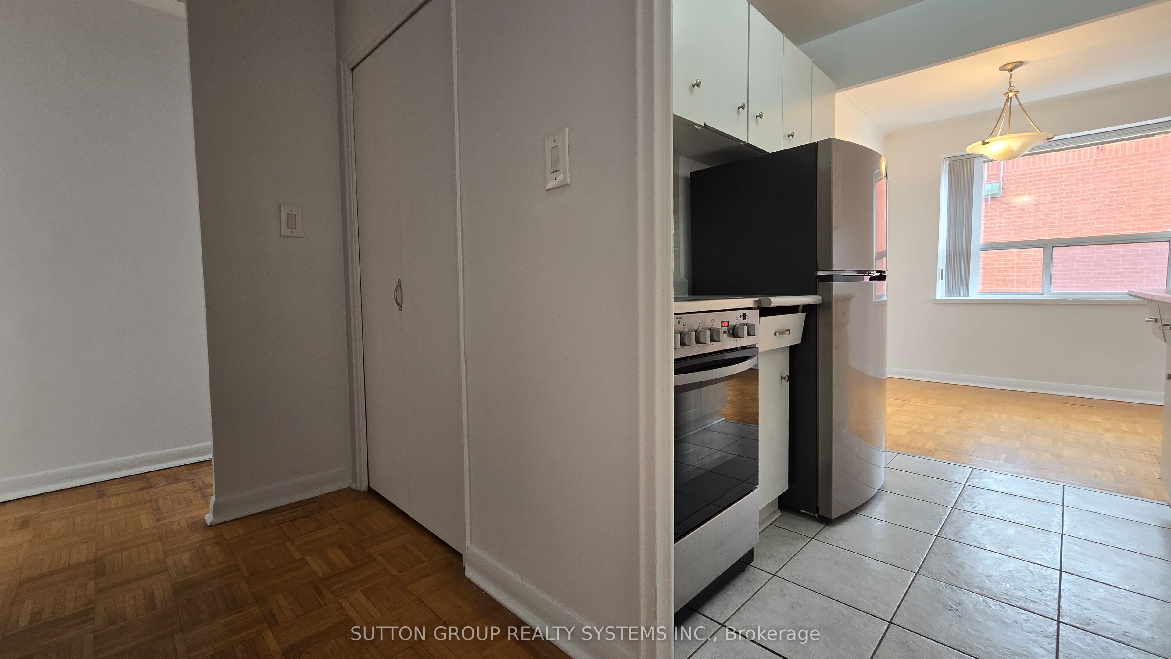 #507 - 365 Eglinton Avenue Property Photo 14