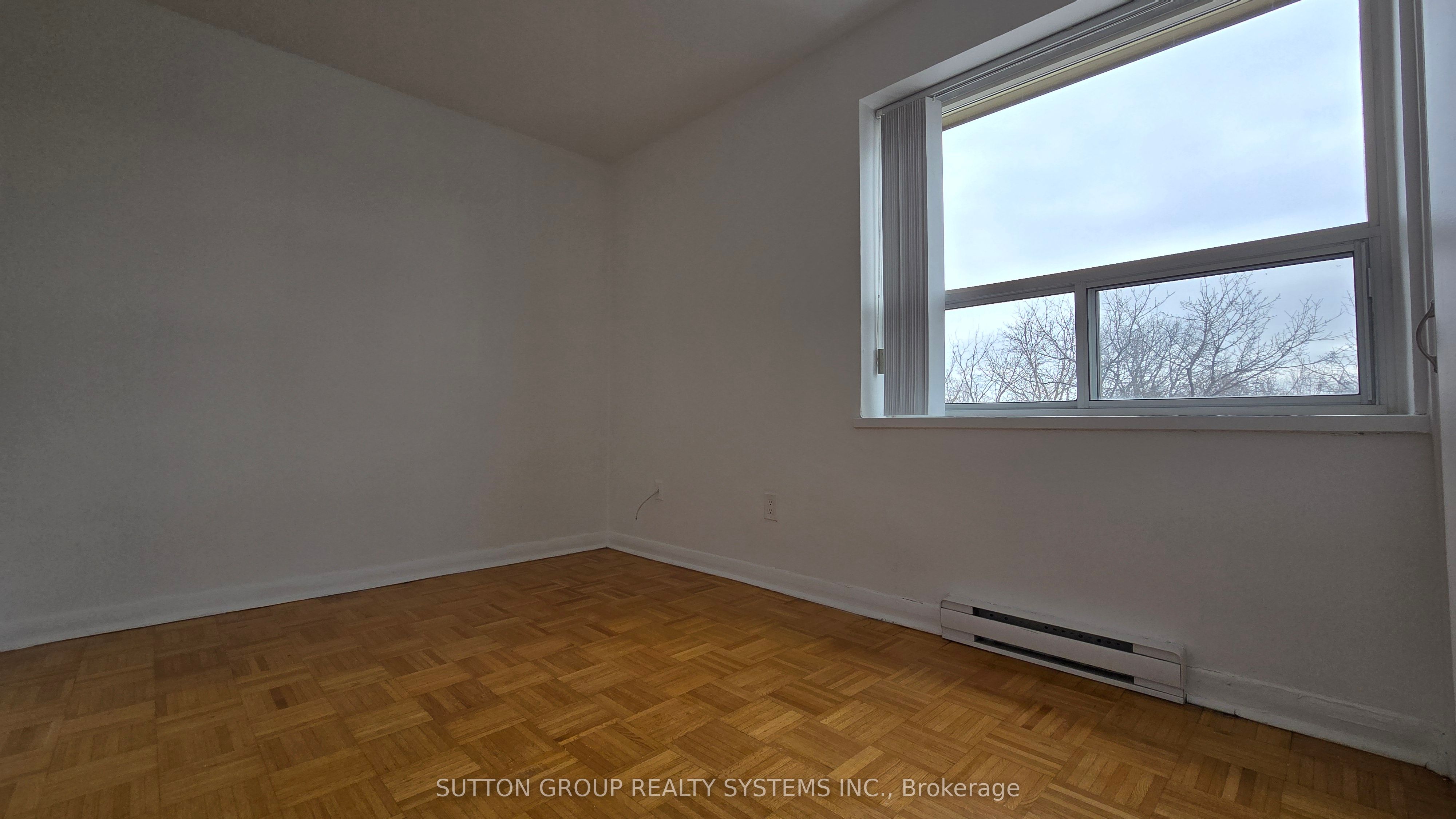 #507 - 365 Eglinton Avenue Property Photo 15