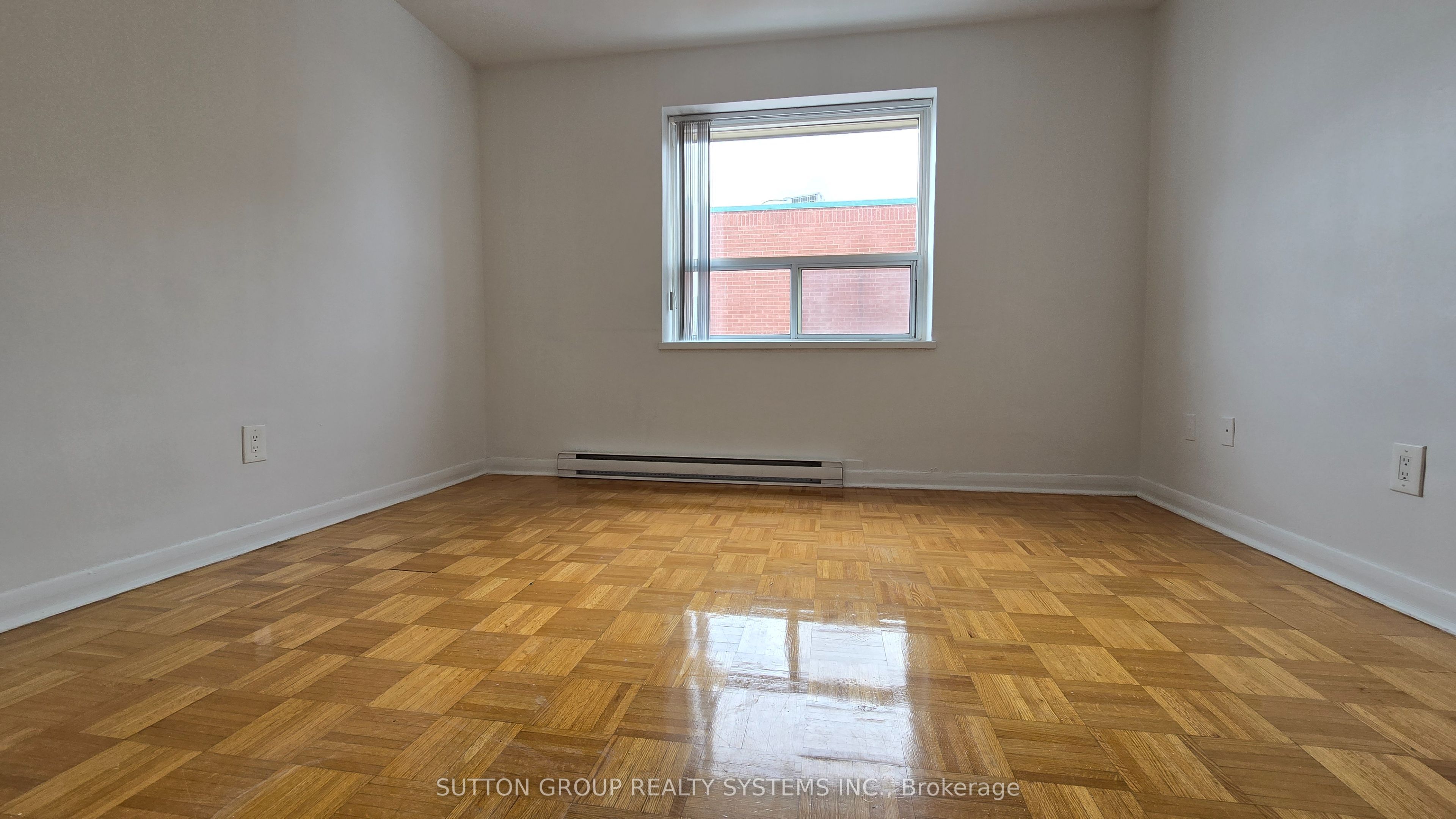 #507 - 365 Eglinton Avenue Property Photo 21