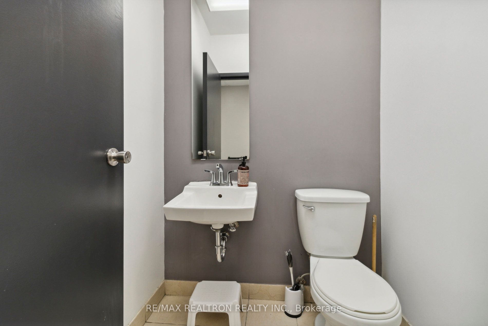 148 Willowdale Avenue Property Photo 16