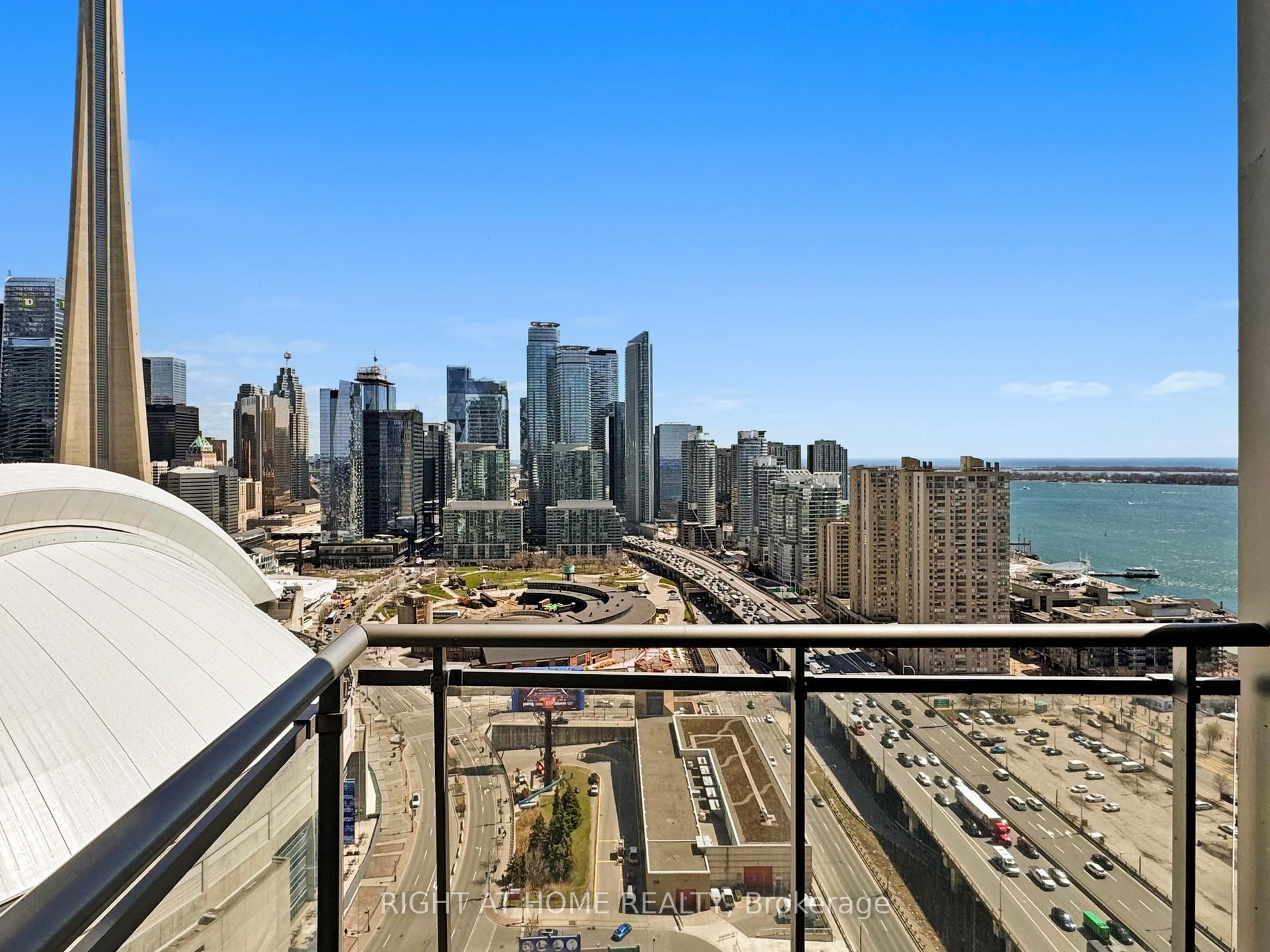 #3611 - 5 Mariner Terrace Property Photo 22
