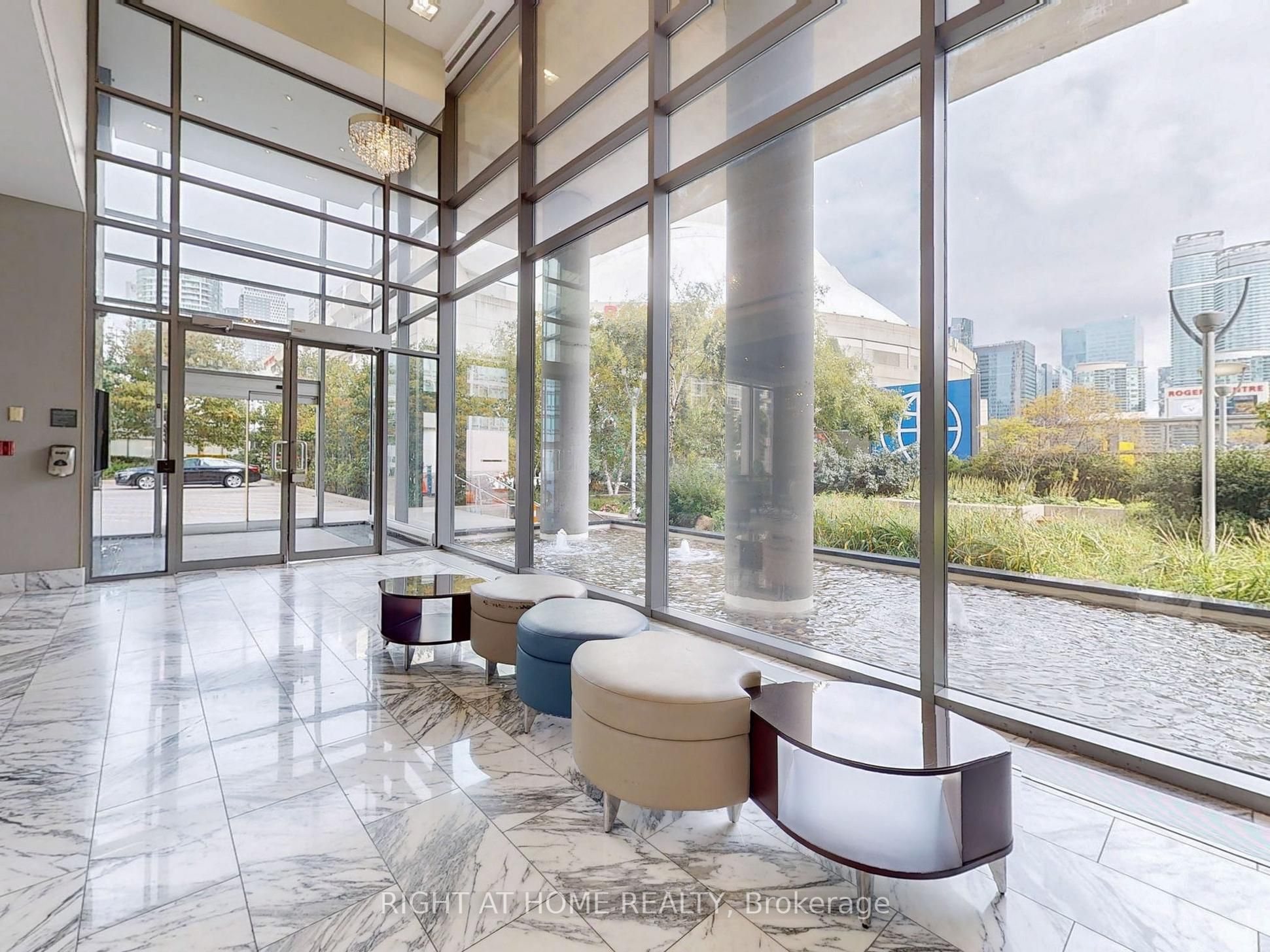 #3611 - 5 Mariner Terrace Property Photo 29