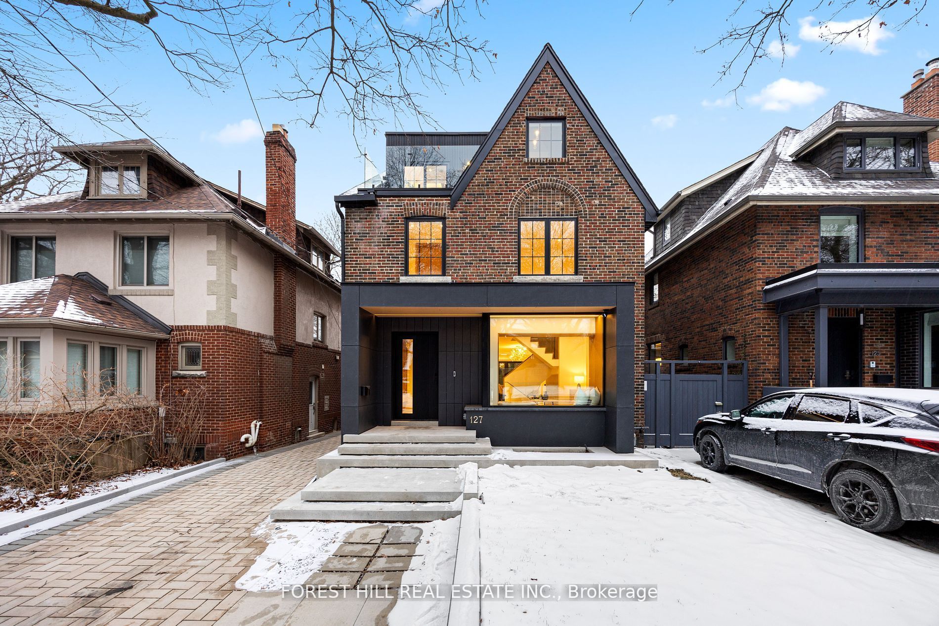 127 Welland Avenue Property Photo 1
