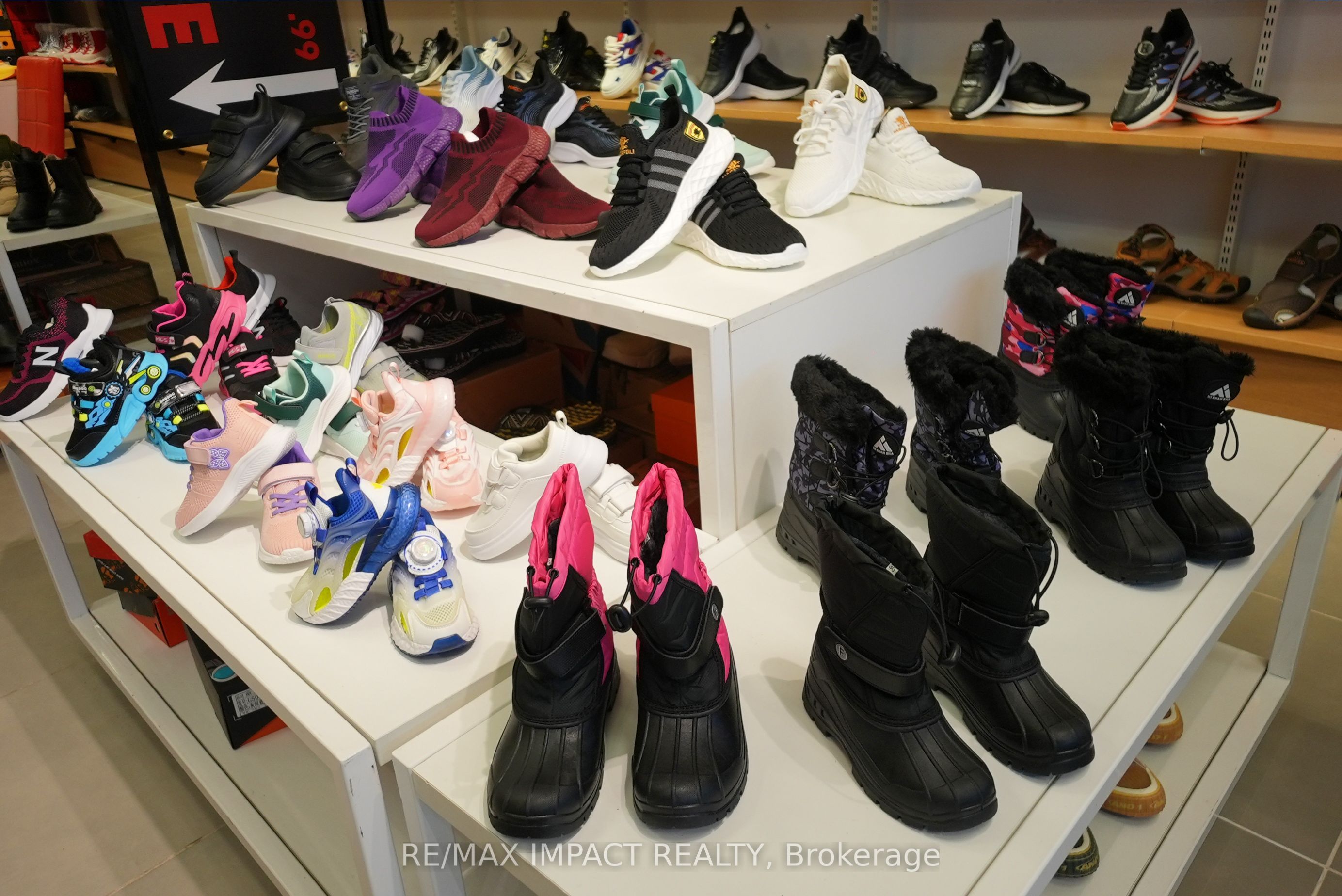 #144a - 6464 Yonge Street Property Photo 13