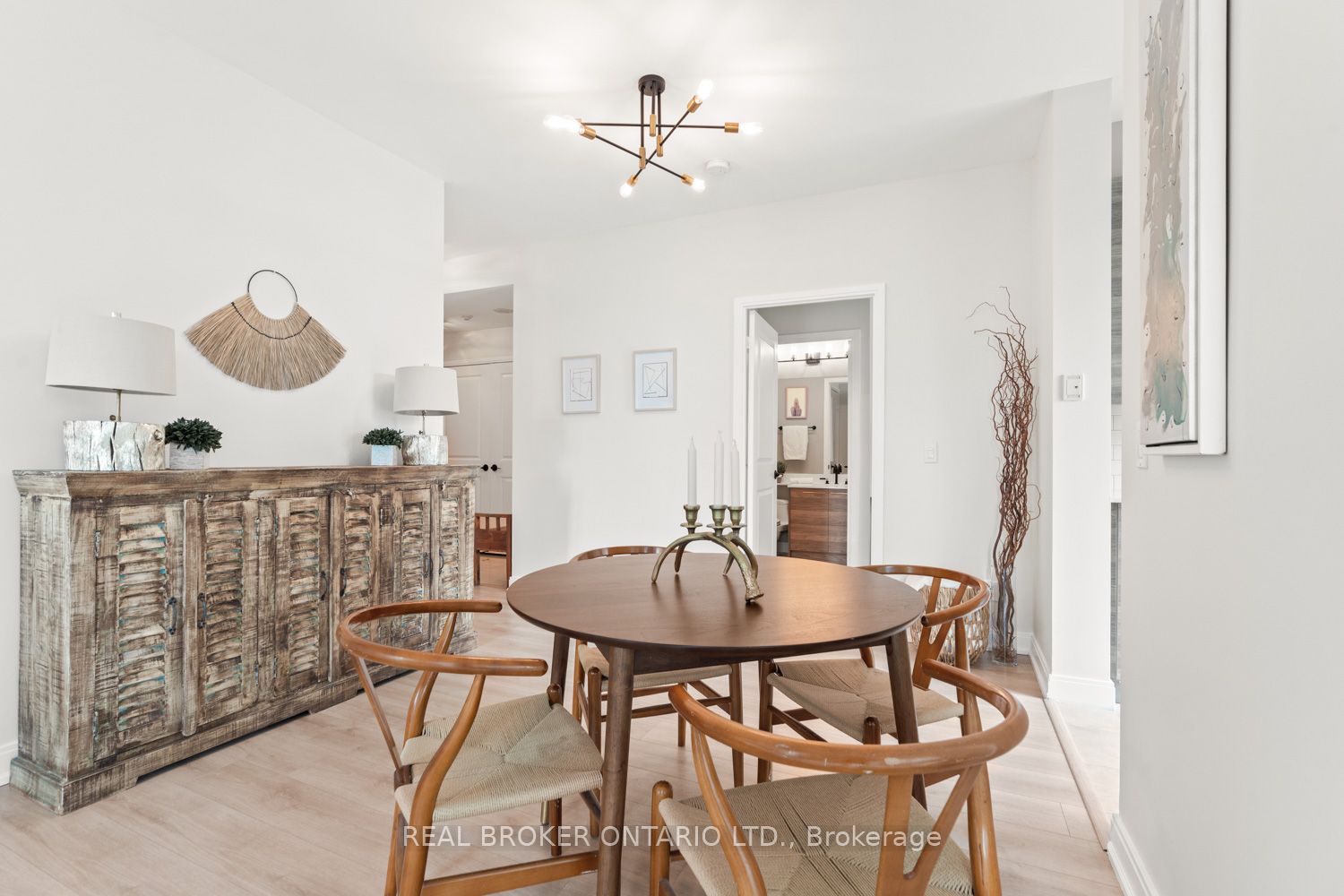 #1206 - 88 Broadway Avenue Property Photo 6