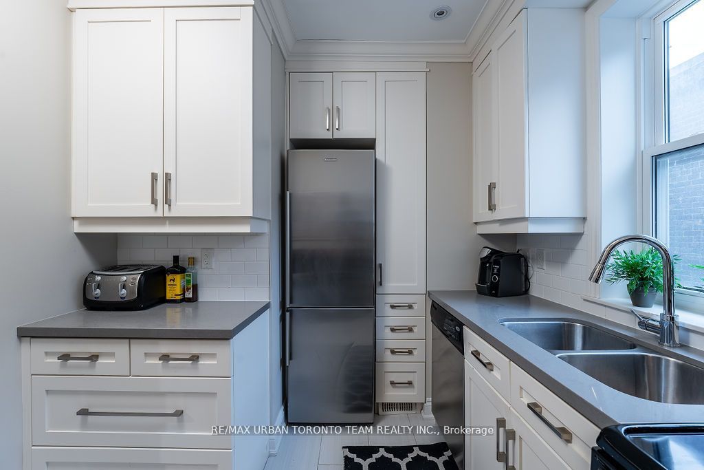 502 King Street Property Photo 17