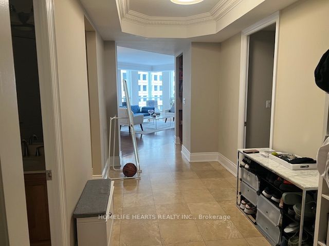 #902 - 10 Bellair Street Property Photo 12