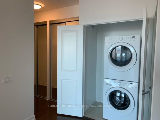 #3001 - 320 Tweedsmuir Avenue Property Photo 9
