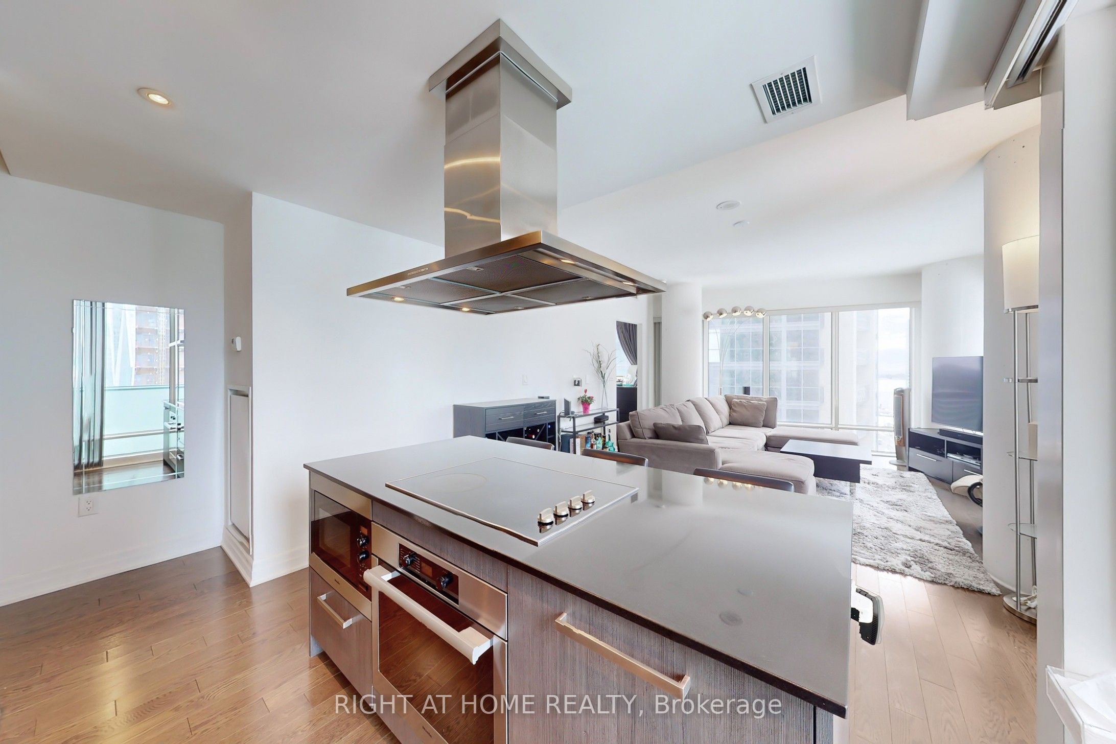 #1802 - 8 The Esplanade Street Property Photo 1