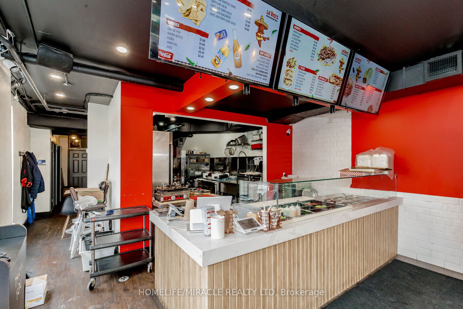 839 Queen Street Property Photo 18