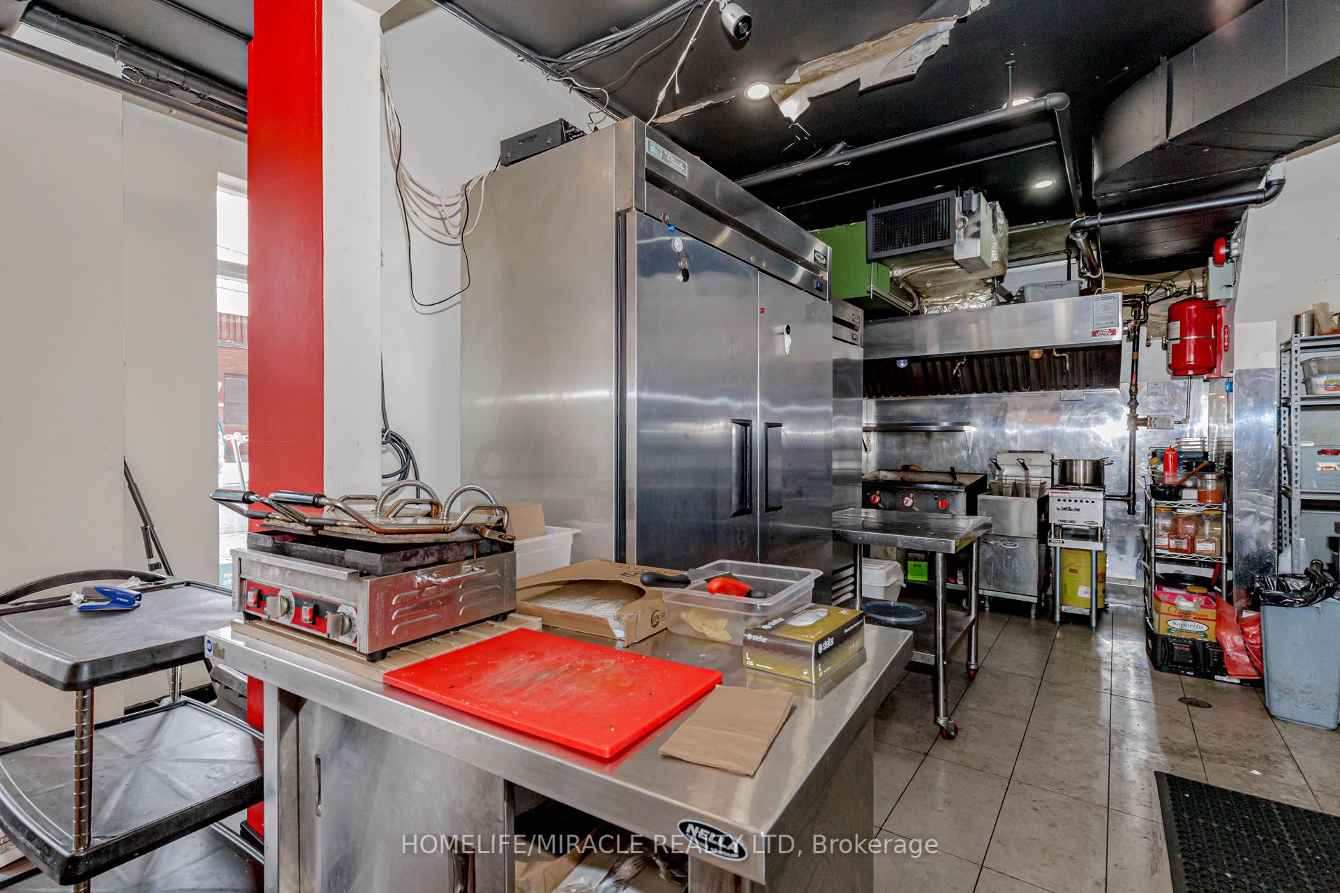 839 Queen Street Property Photo 22