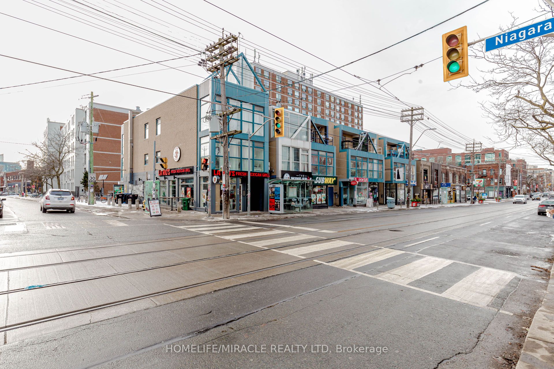 839 Queen Street Property Photo 33