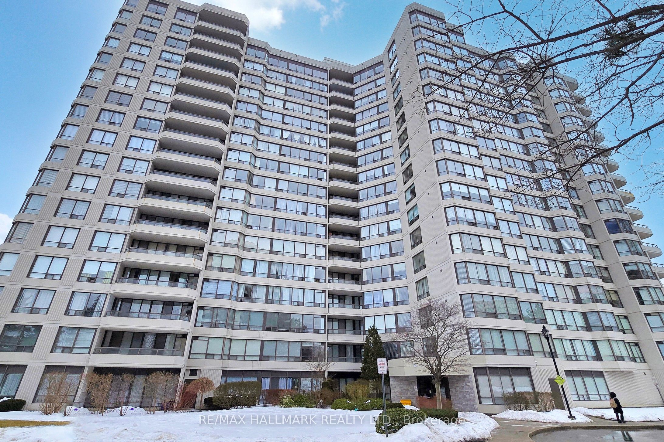 #ph210 - 1101 Steeles Avenue Property Photo 1