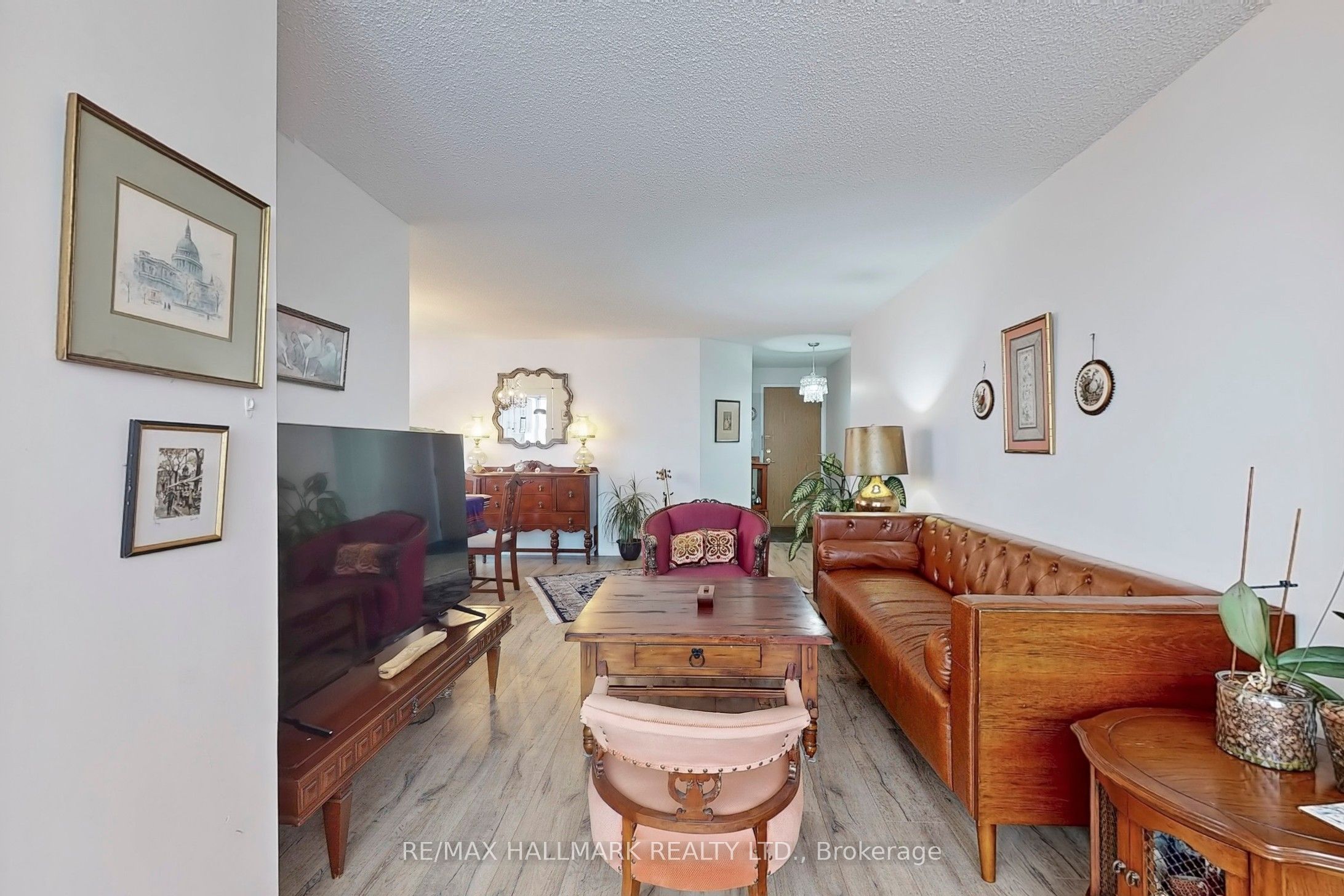 #ph210 - 1101 Steeles Avenue Property Photo 5