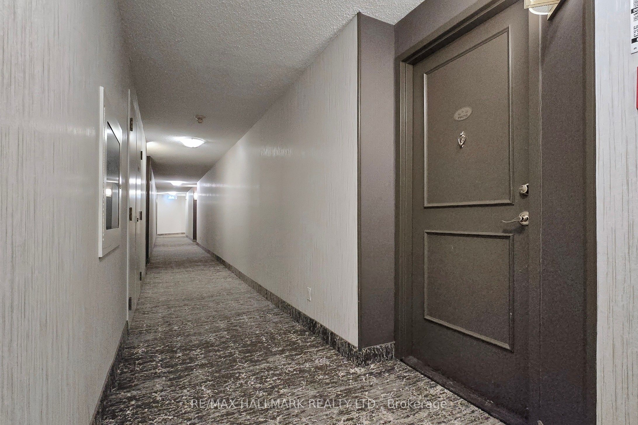 #ph210 - 1101 Steeles Avenue Property Photo 25