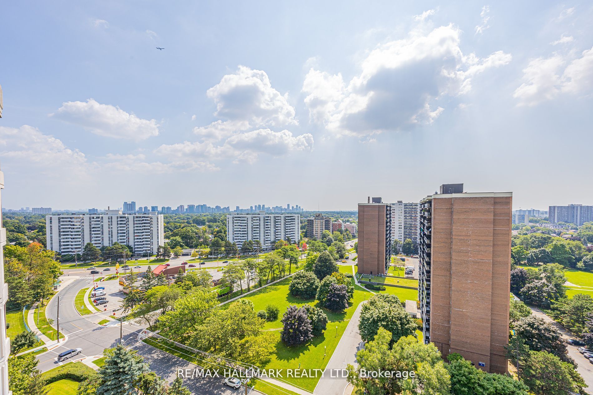 #ph210 - 1101 Steeles Avenue Property Photo 28