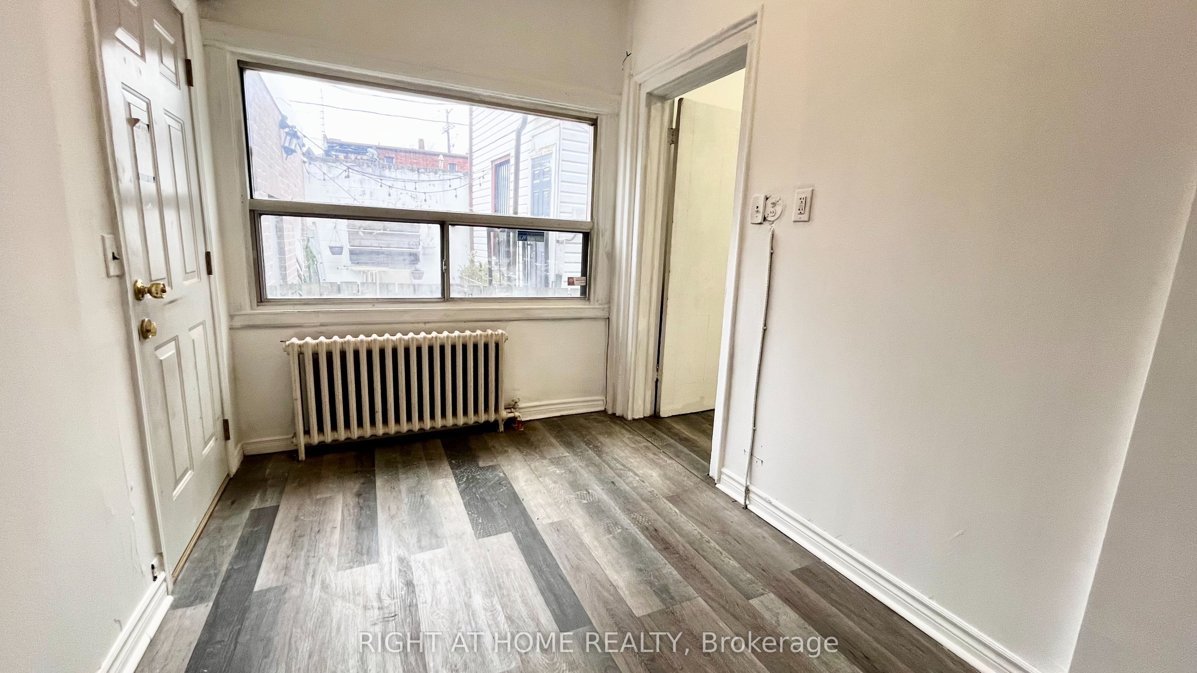 1461 Dundas Street Property Photo 5