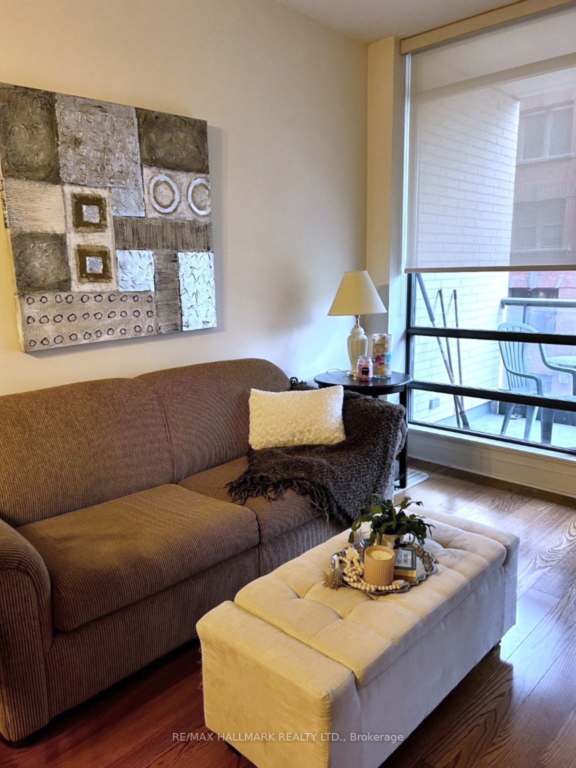 #414 - 438 King Street Property Photo 9