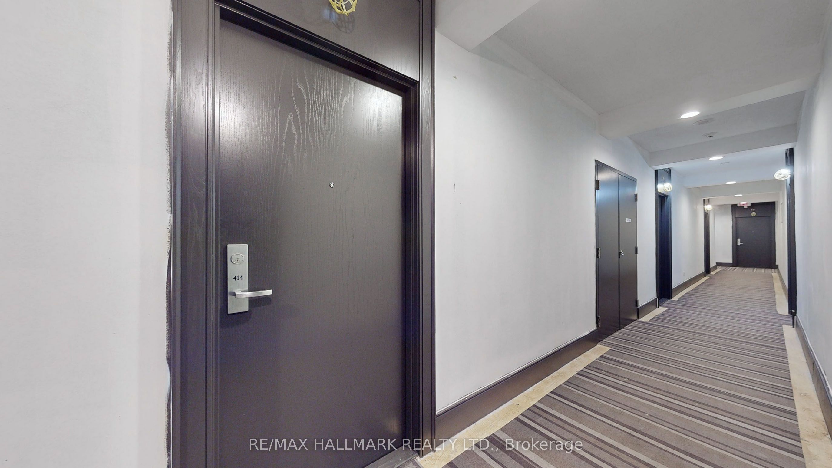 #414 - 438 King Street Property Photo 17