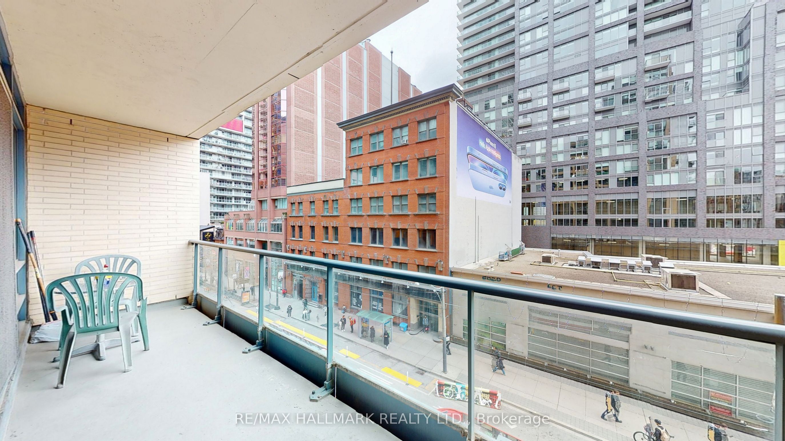 #414 - 438 King Street Property Photo 18