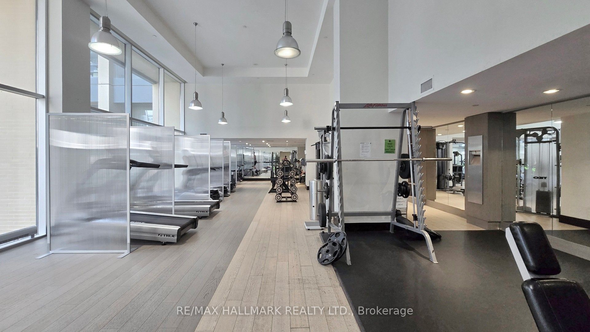 #414 - 438 King Street Property Photo 24