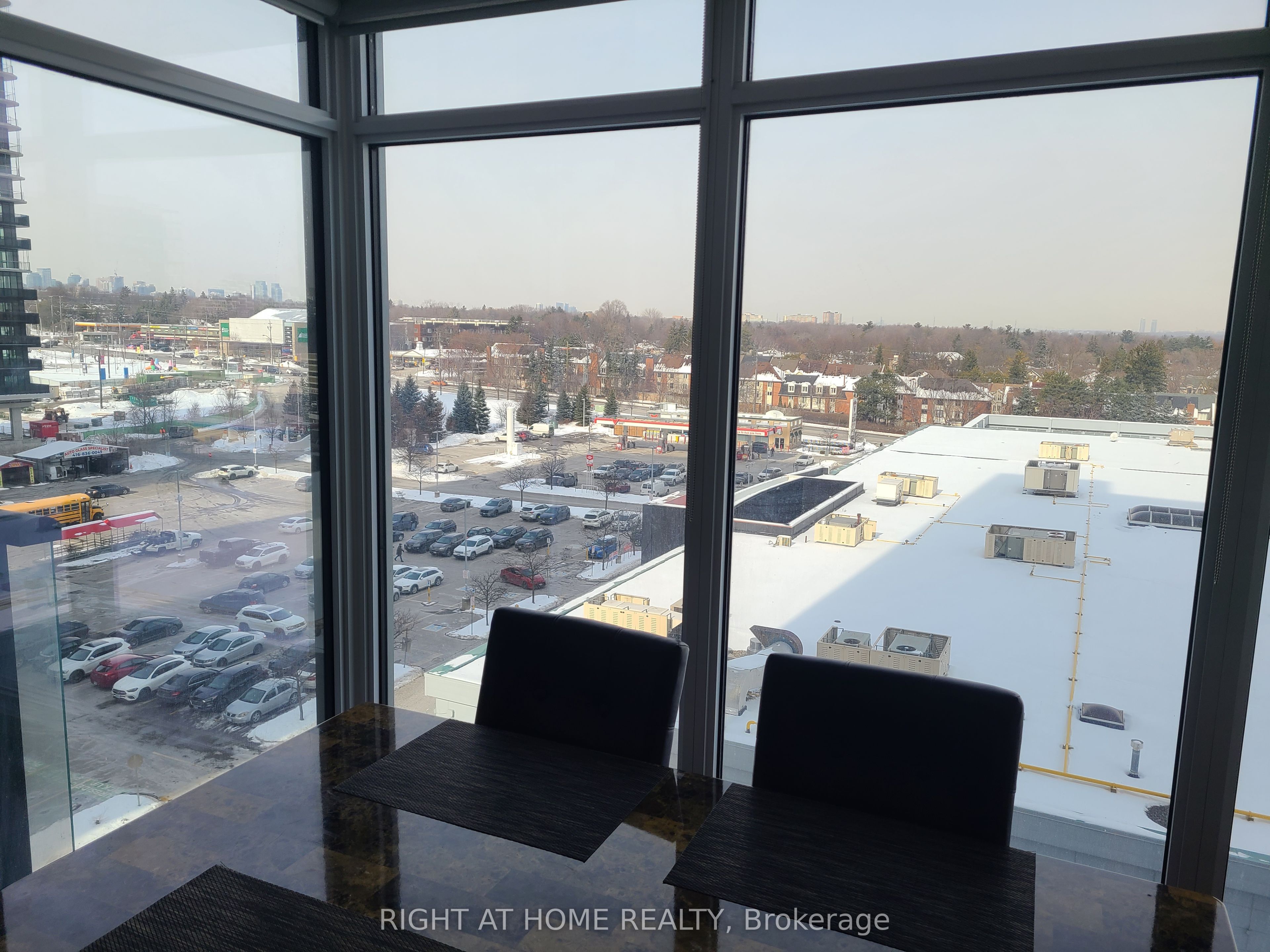 #808 - 72 Esther Shiner Boulevard Property Photo 8