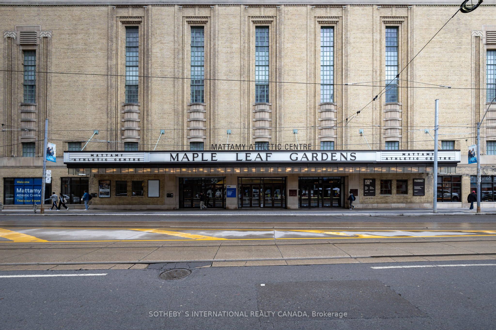 #203 - 17 Dundonald Street Property Photo 12