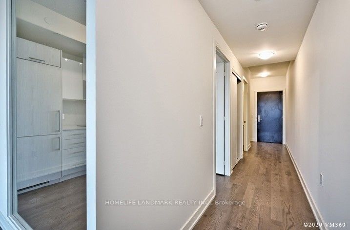 #916 - 330 Richmond Street Property Photo 3