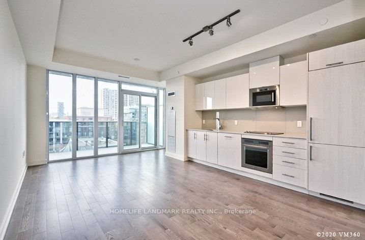 #916 - 330 Richmond Street Property Photo 5
