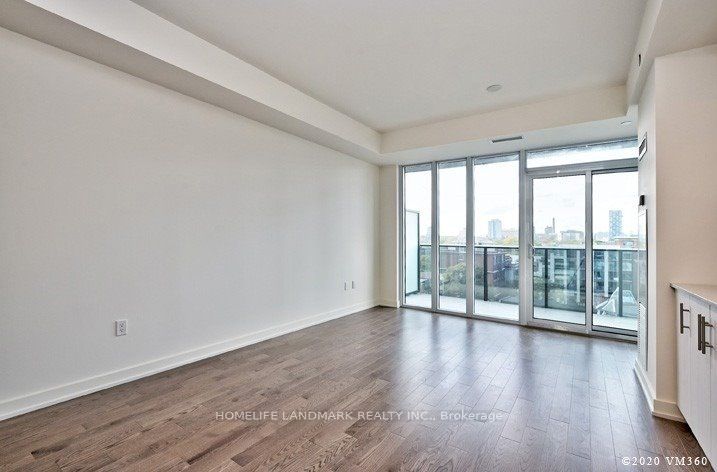 #916 - 330 Richmond Street Property Photo 9