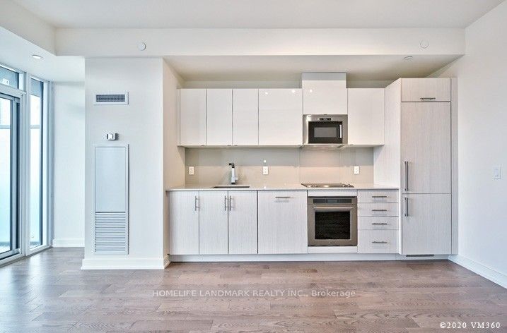 #916 - 330 Richmond Street Property Photo 10