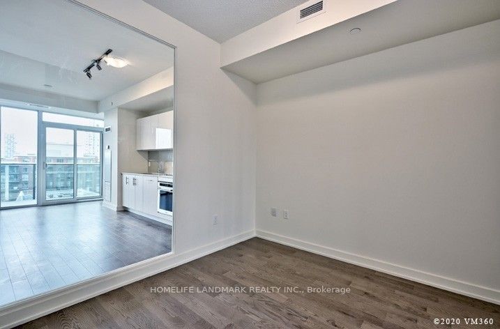 #916 - 330 Richmond Street Property Photo 13