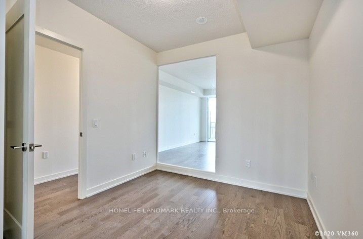#916 - 330 Richmond Street Property Photo 14